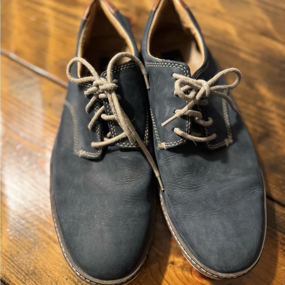 JOHNSTON & MURPHY men's mcguffey plain toe oxford shoes in navy. Size 11 1/2